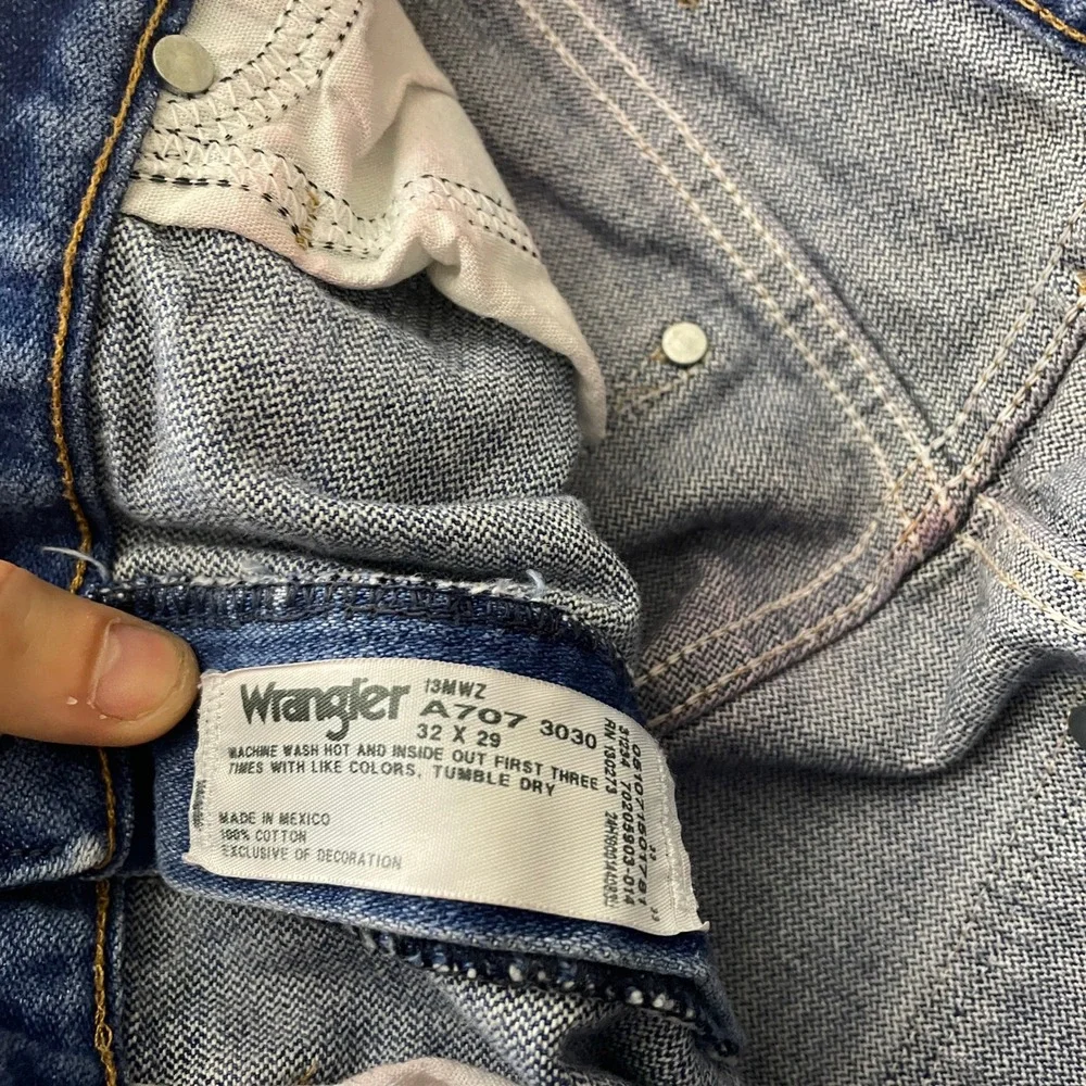 Wrangler 13MWZ Jeans Men 32x29 fits 31x28 Blue Cowboy Cut Rigid Denim